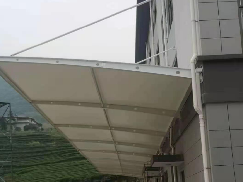 膜結(jié)構停車棚